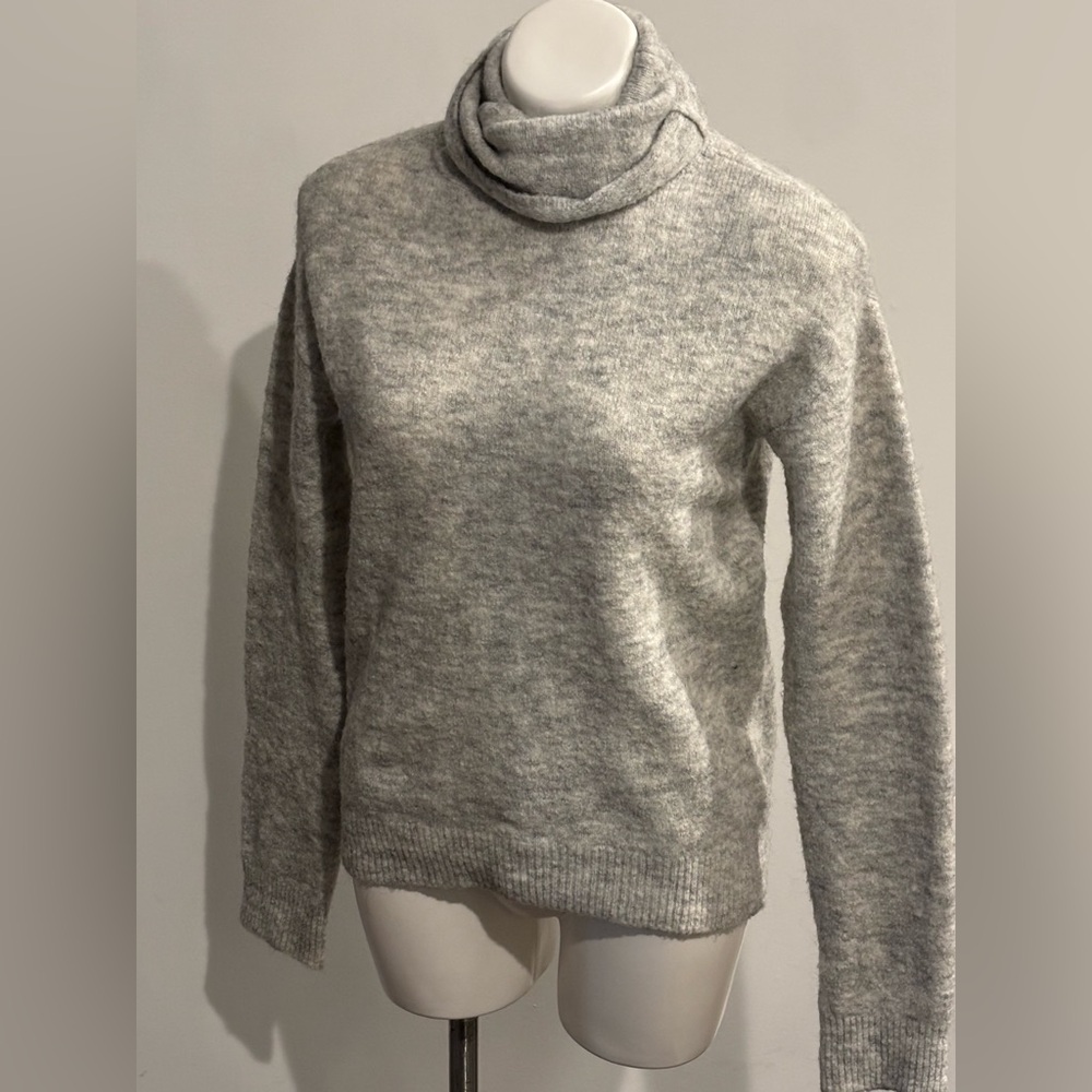 🪺 Label of Greater Goods Gray Turtleneck Sweater - Oversized XS